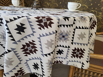 Скатертина Етно (110/140 см)